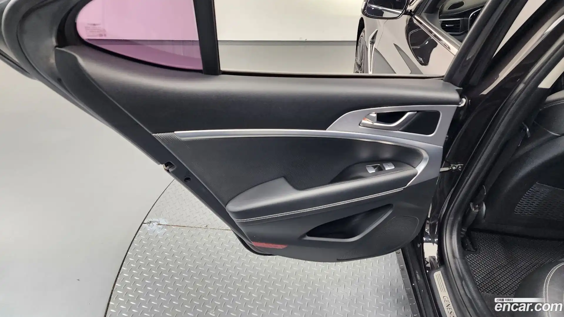 G70 Genesis 2017.9-INNER-035