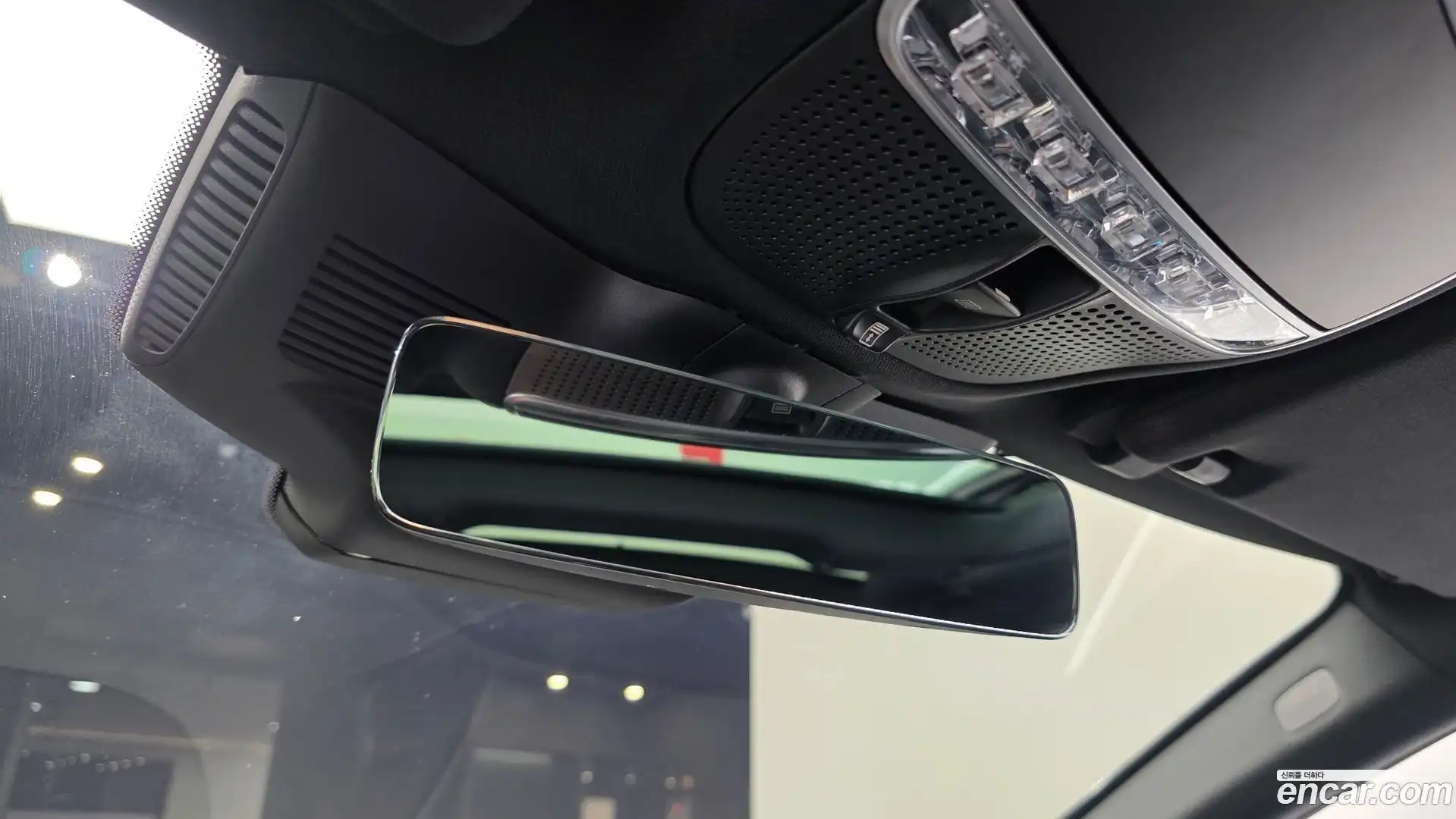 S-Class Mercedes-Benz 2019.7-OPTION-041