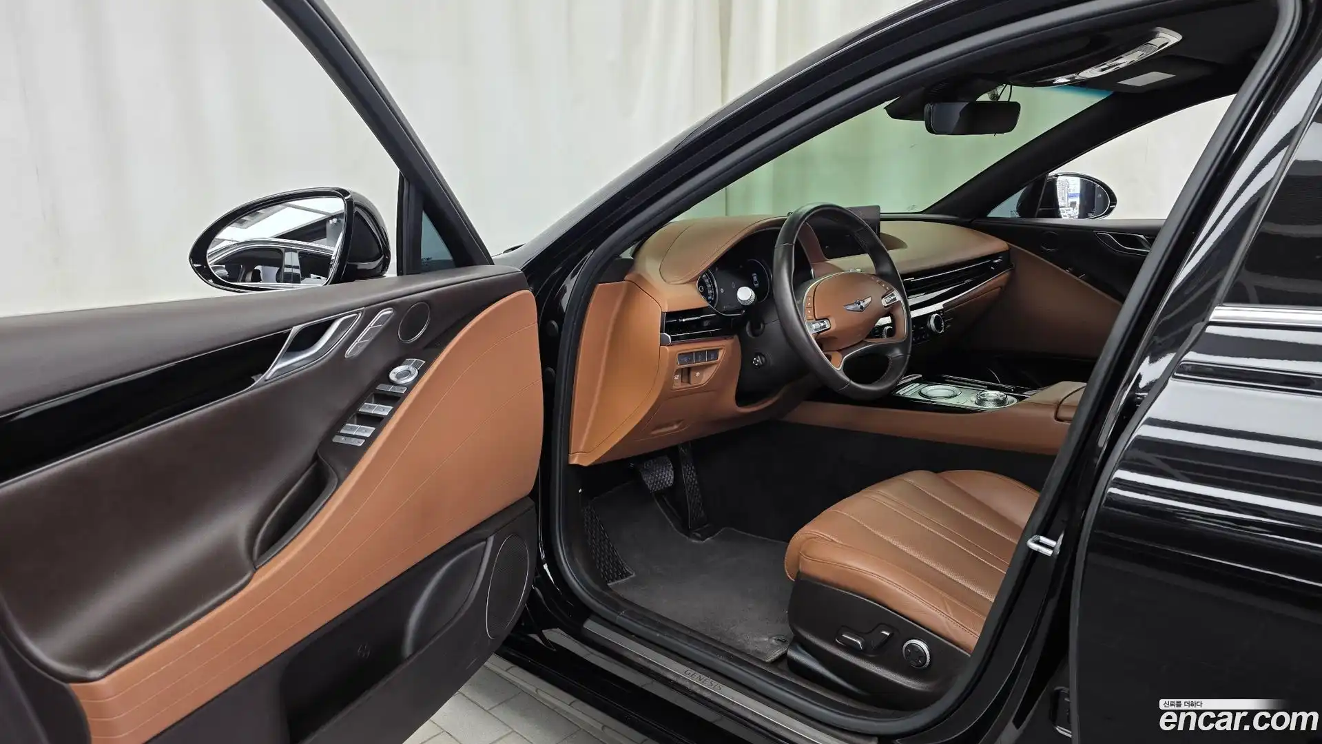 G80 Genesis 2022.1-INNER-010