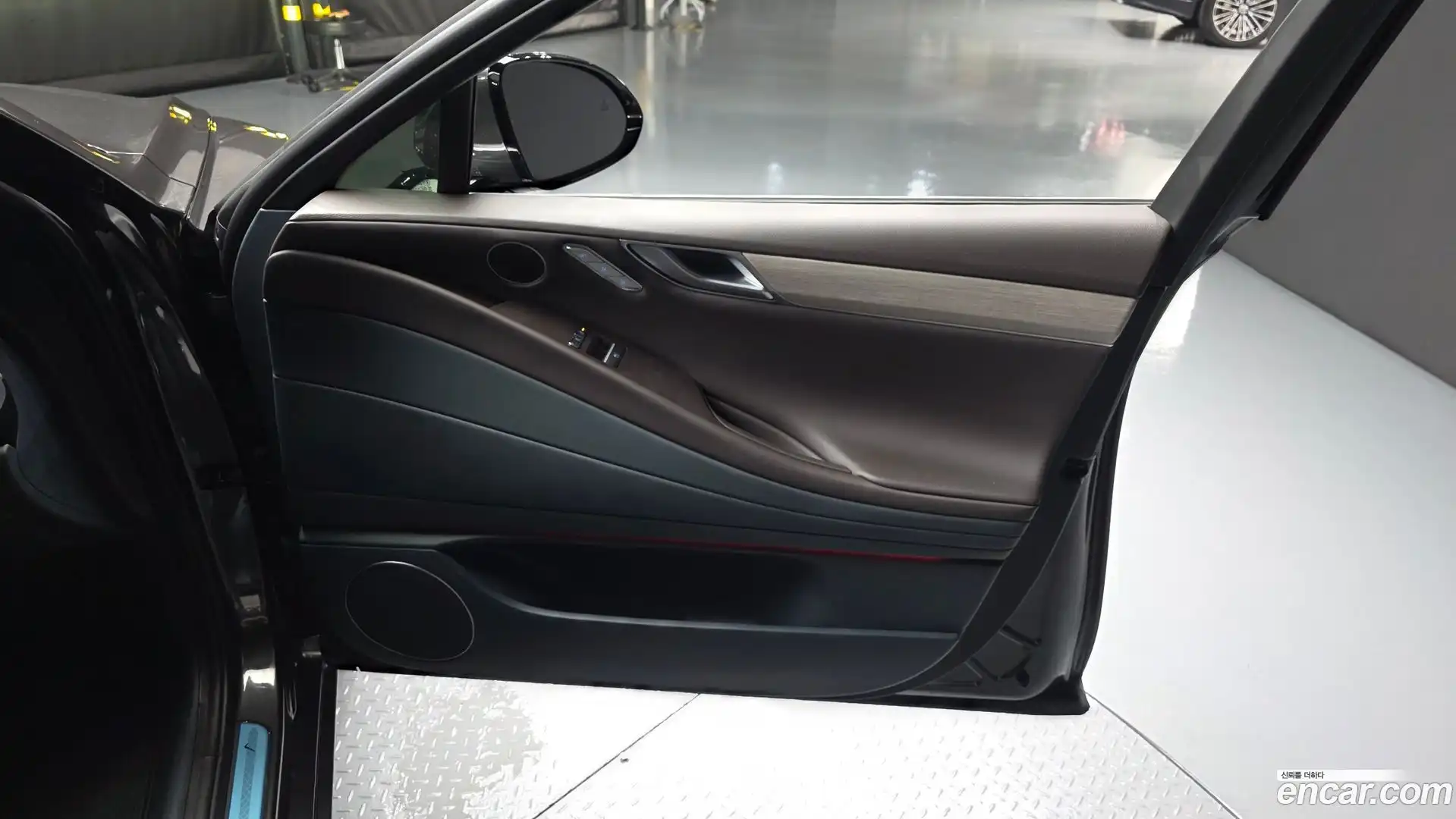 G80 Genesis 2024.8-INNER-034