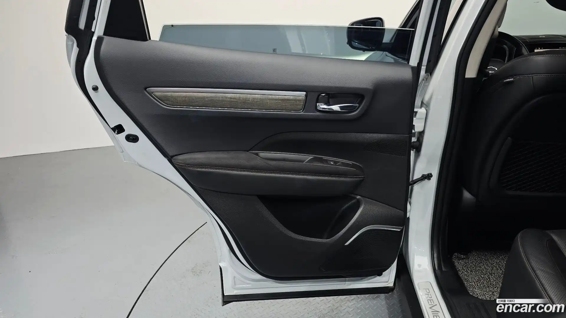 QM6 Renault Korea 2023.5-INNER-035