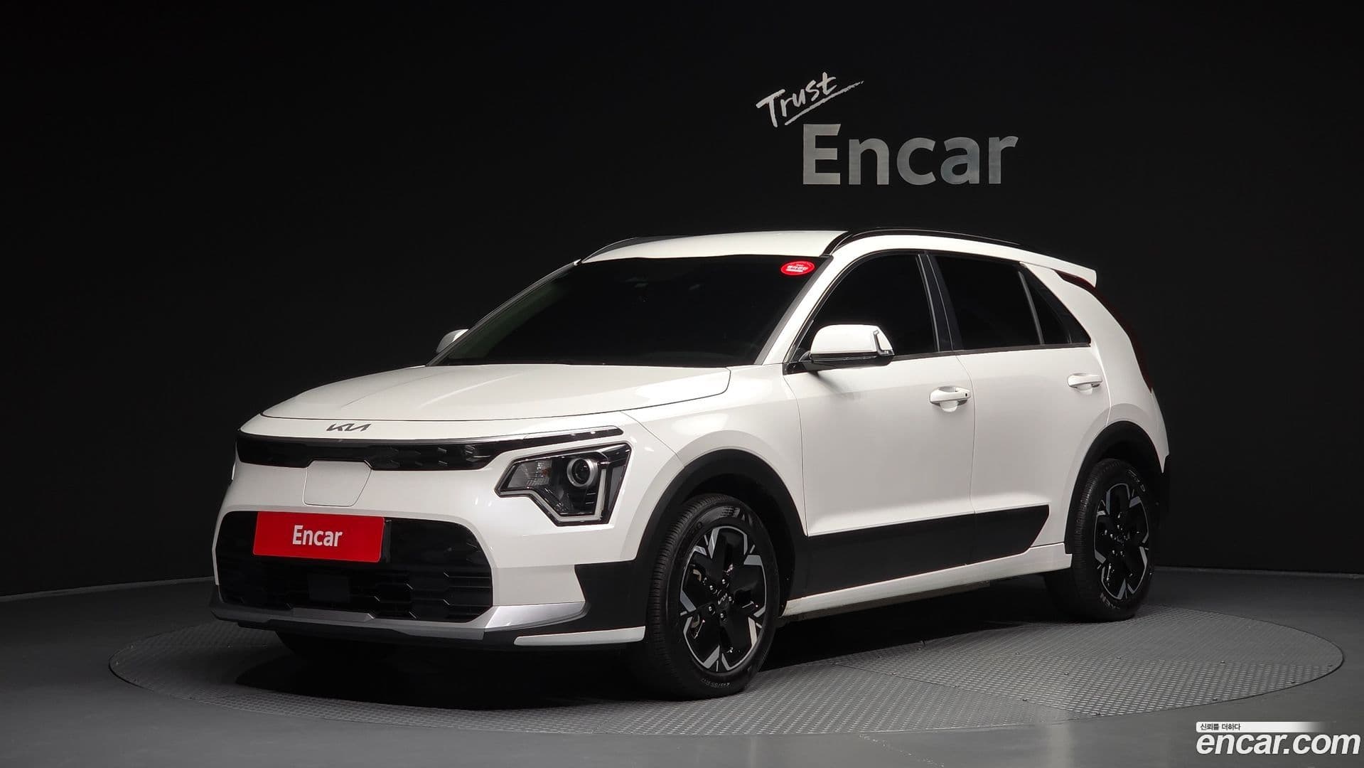 Main__Slider__Photo:Niro Kia 2022.5-0