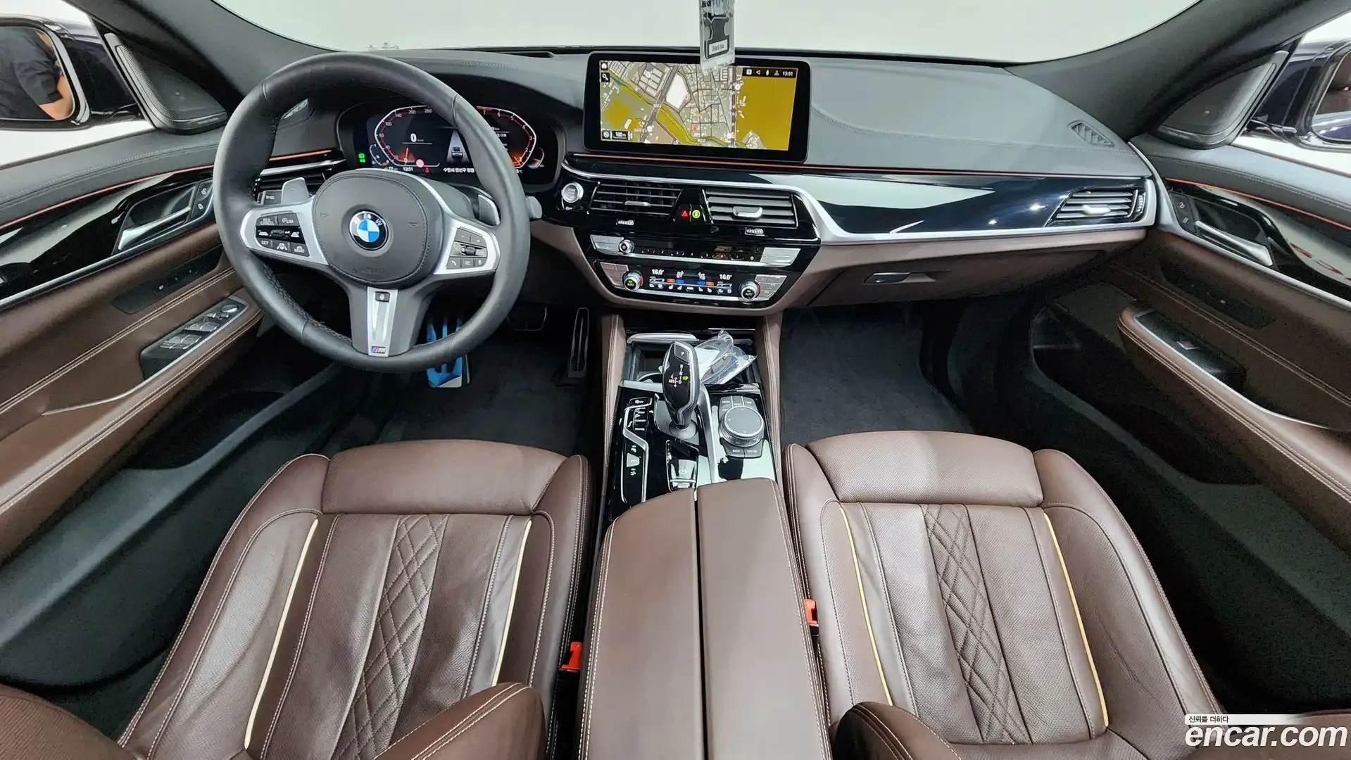 Gran Turismo BMW 2021.9-INNER-007