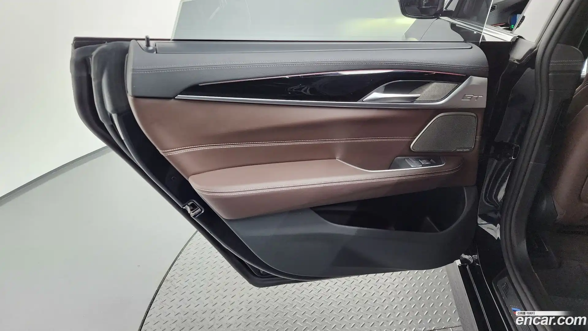 Gran Turismo BMW 2021.9-INNER-035