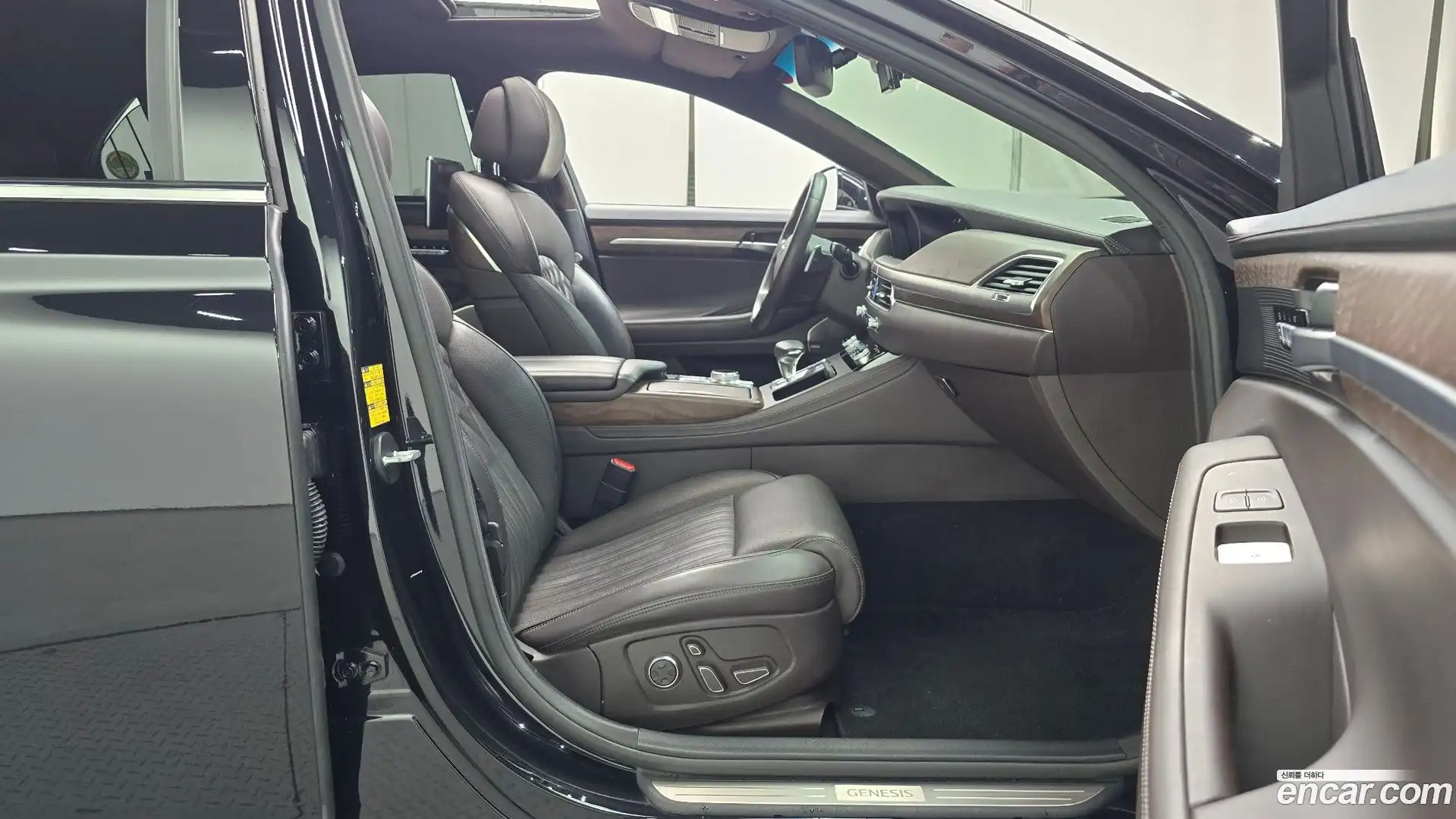 G90 Genesis 2020.10-INNER-036