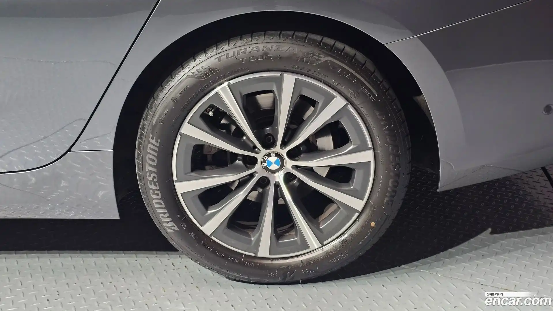 3-Series BMW 2022.1-OUTER-031