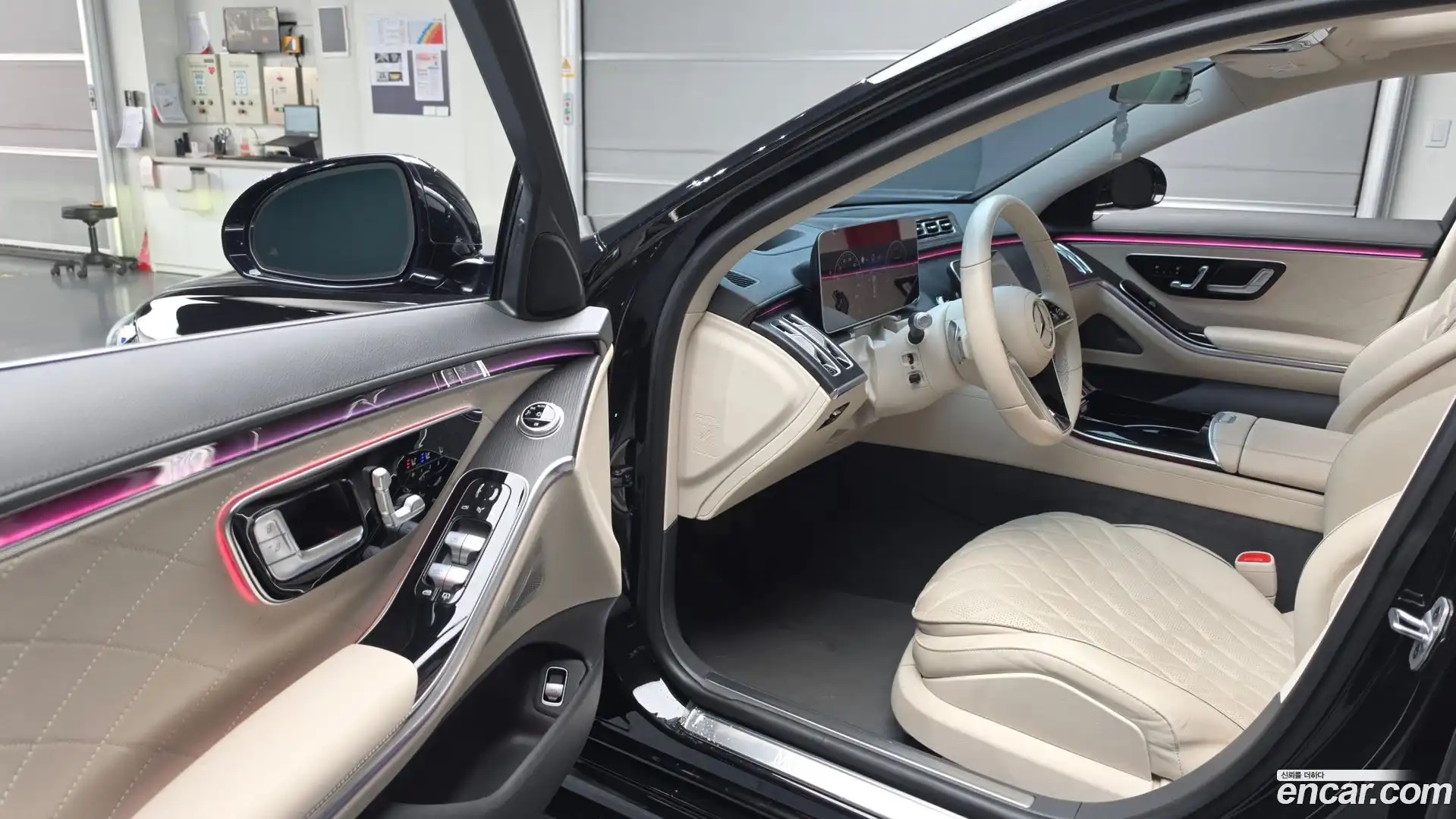S-Class Mercedes-Benz 2022.10-INNER-010