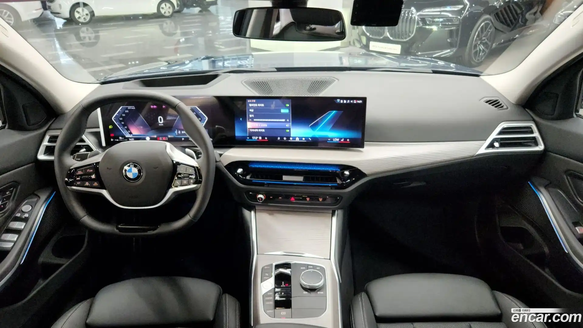 3-Series BMW 2025.8-INNER-007