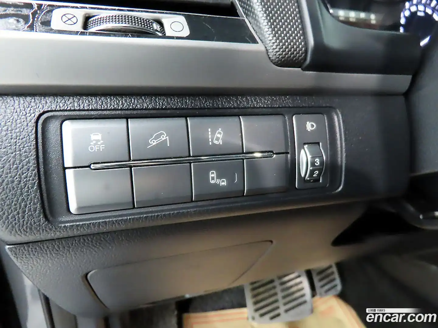 Rexton KG Mobility 2019.6-OPTION-019