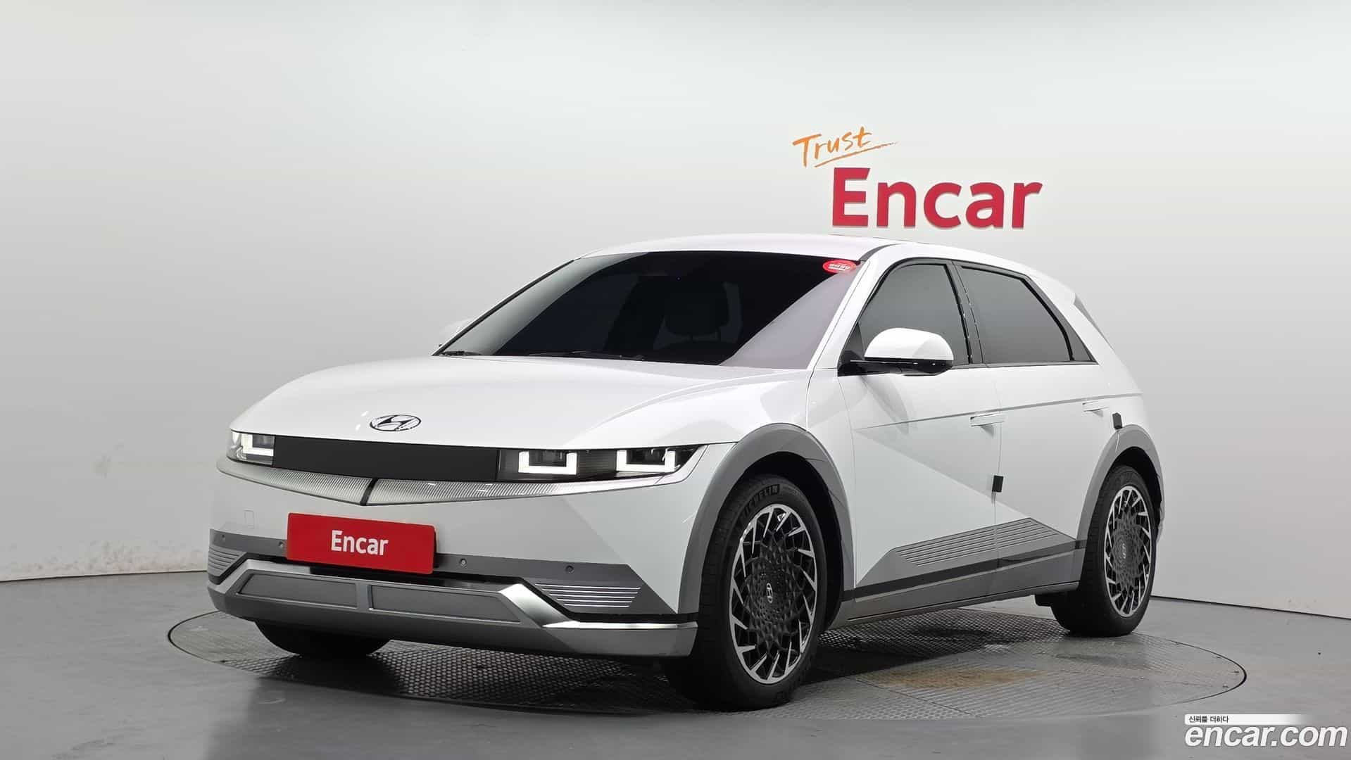 Ioniq5 Hyundai 2022.5-OUTER-001