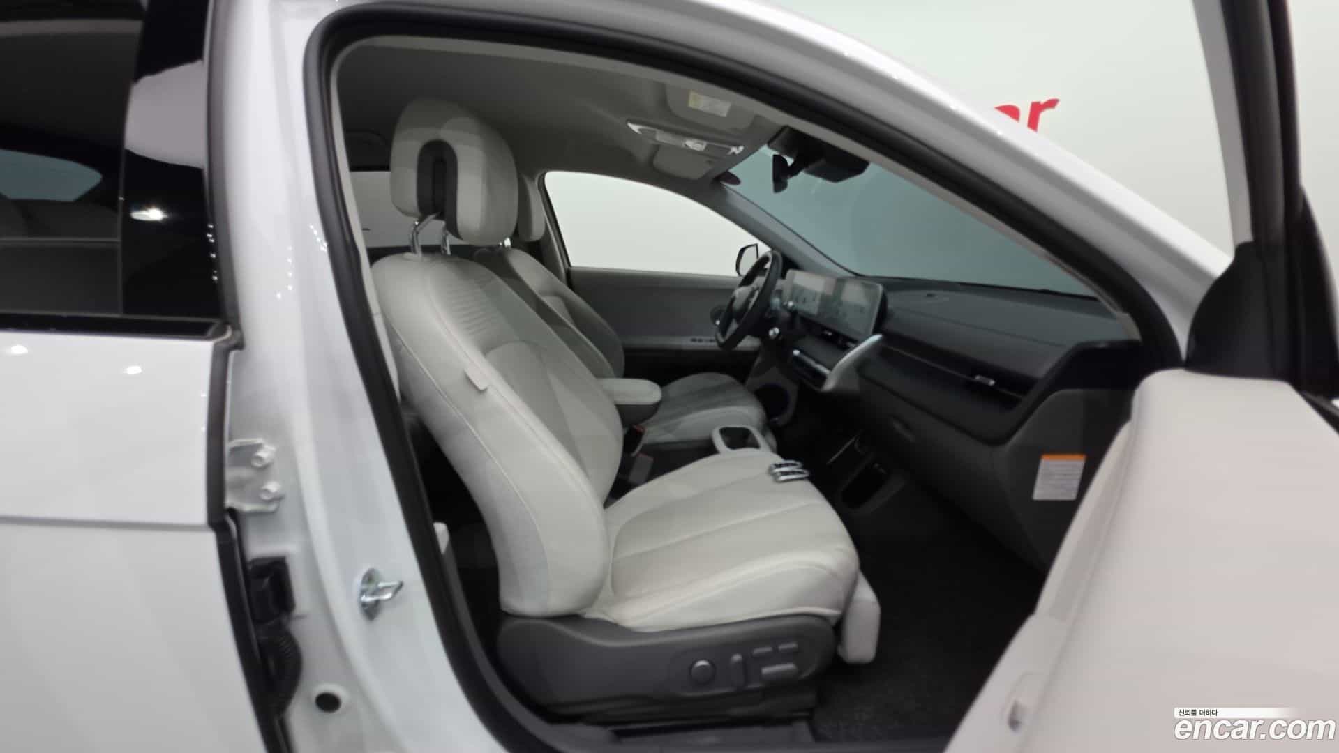 Ioniq5 Hyundai 2022.5-INNER-010
