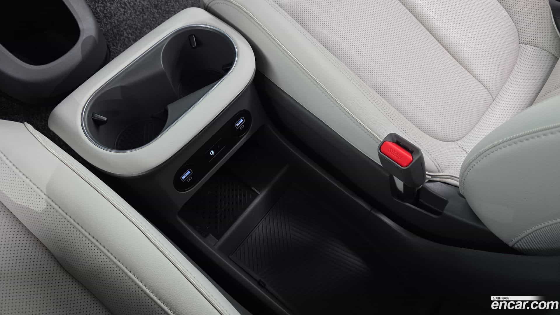 Ioniq5 Hyundai 2022.5-OPTION-040