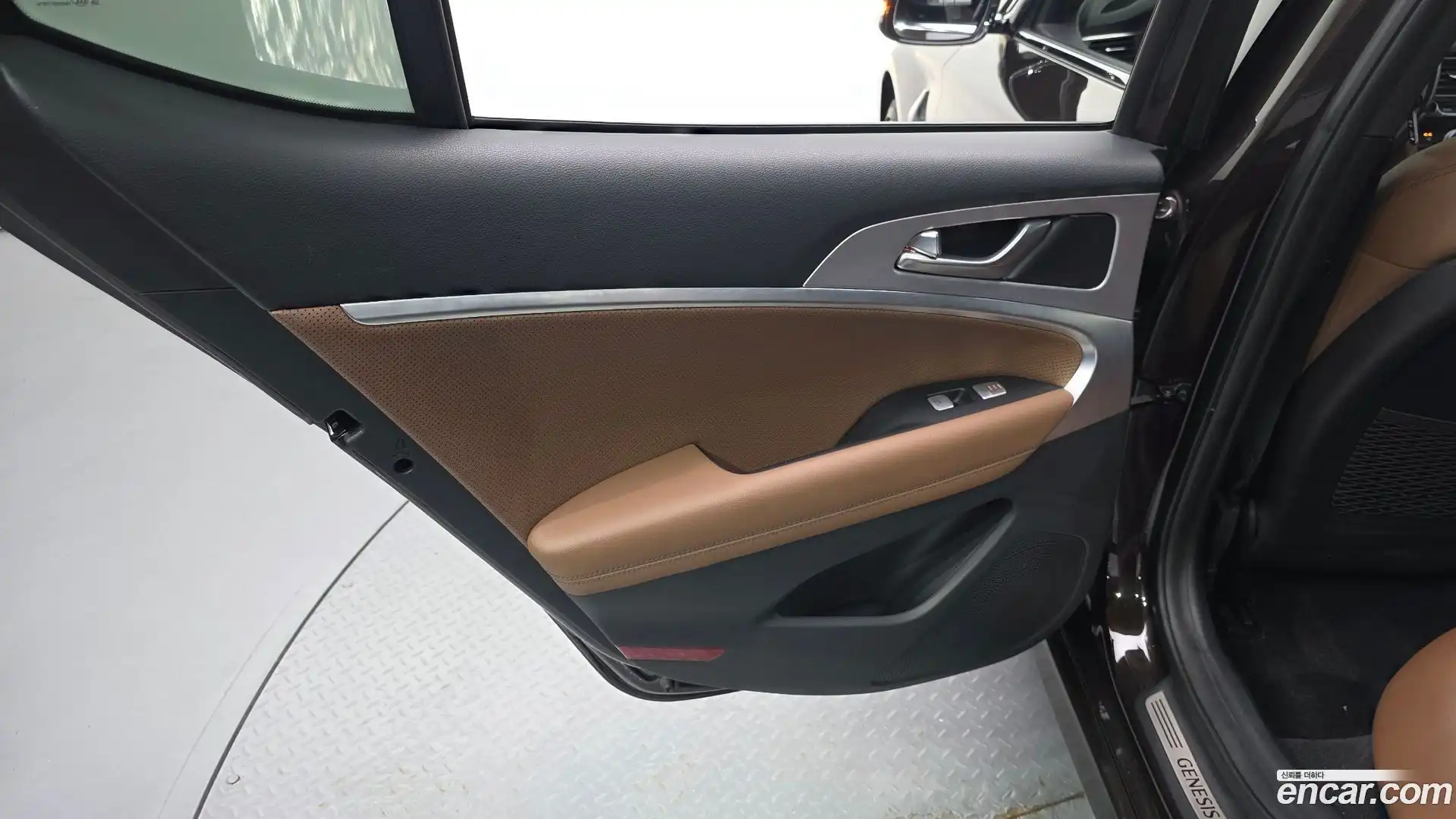 G70 Genesis 2018.5-INNER-035
