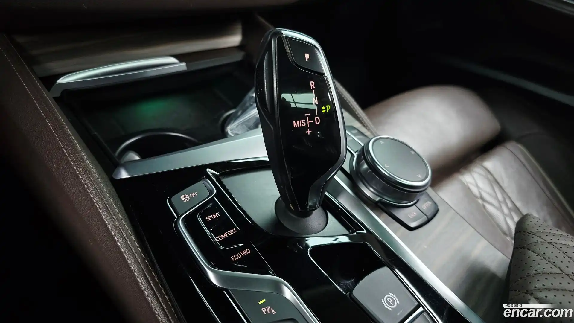Gran Turismo BMW 2017.9-INNER-009