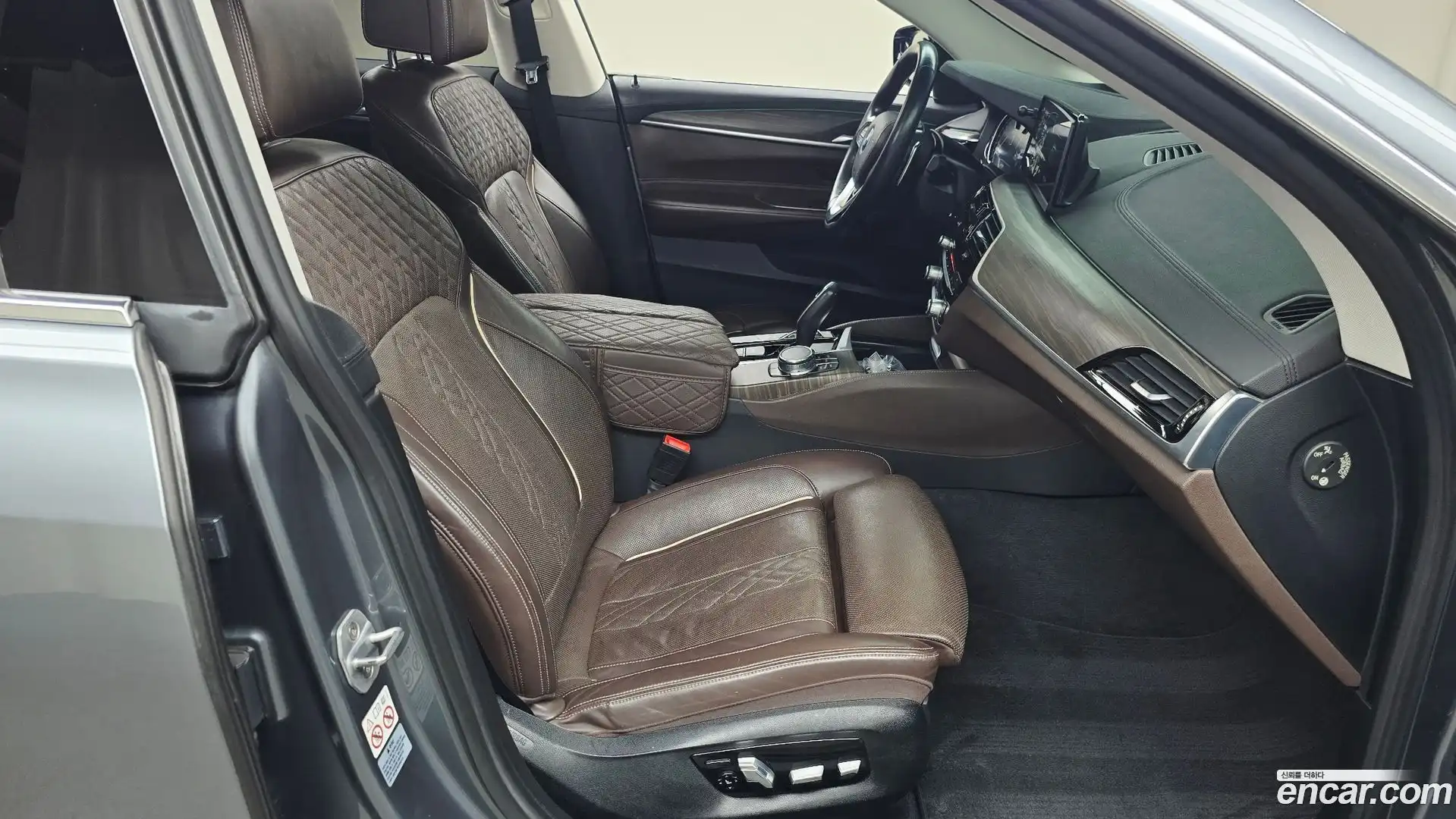 Gran Turismo BMW 2017.9-INNER-036