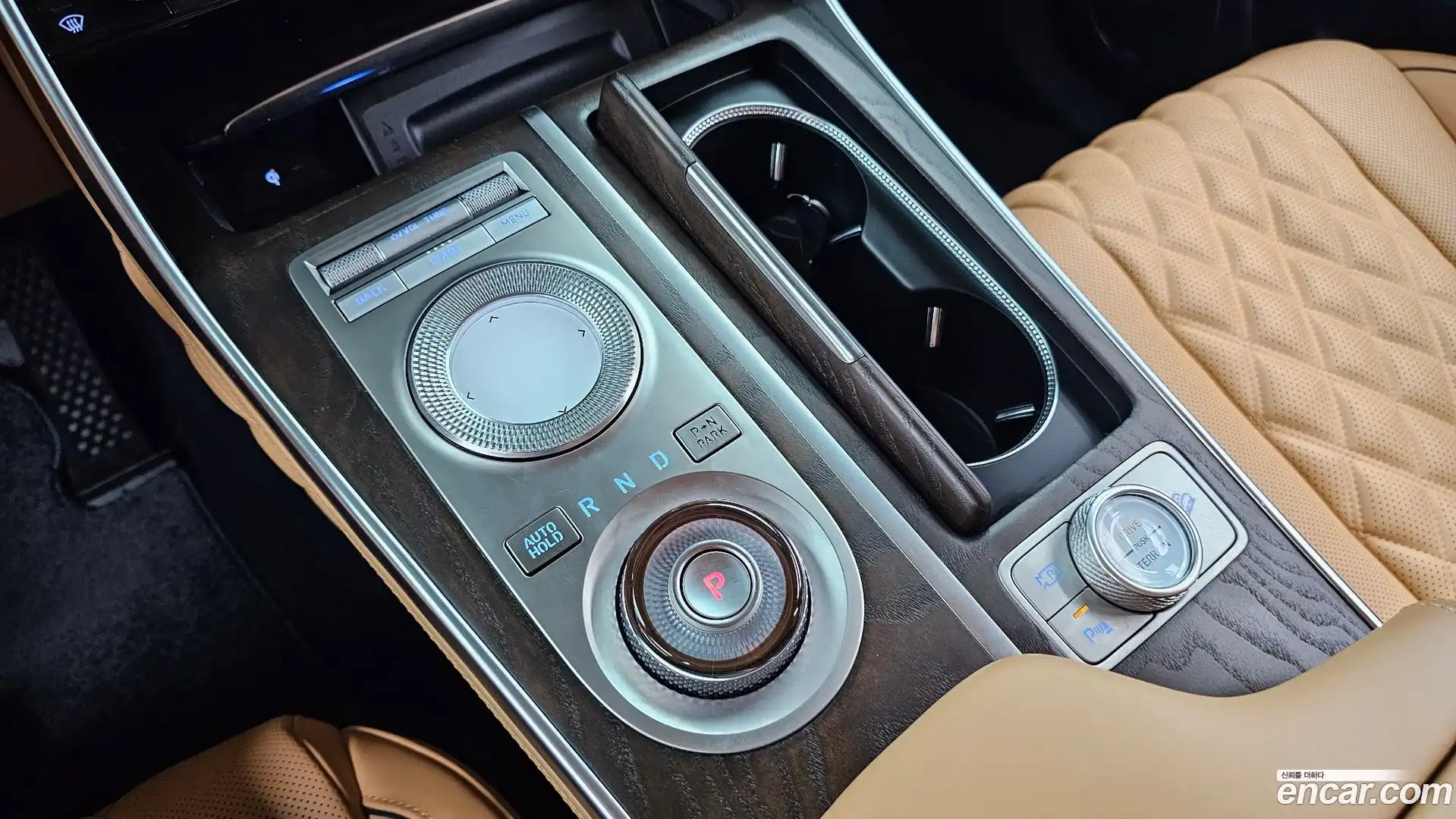 GV80 Genesis 2022.7-INNER-009