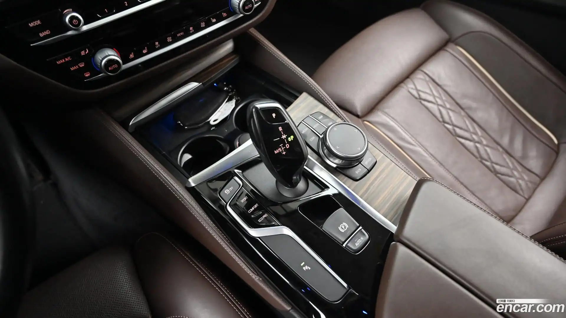 5-Series BMW 2019.7-INNER-009