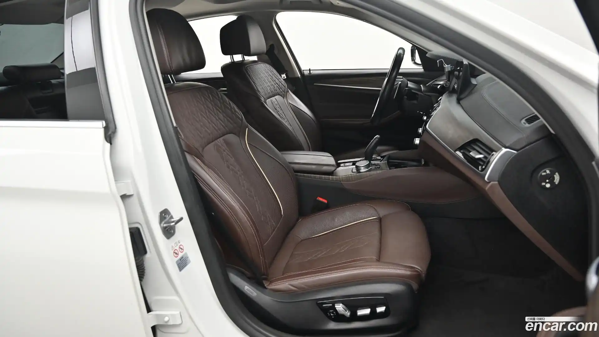 5-Series BMW 2019.7-INNER-010