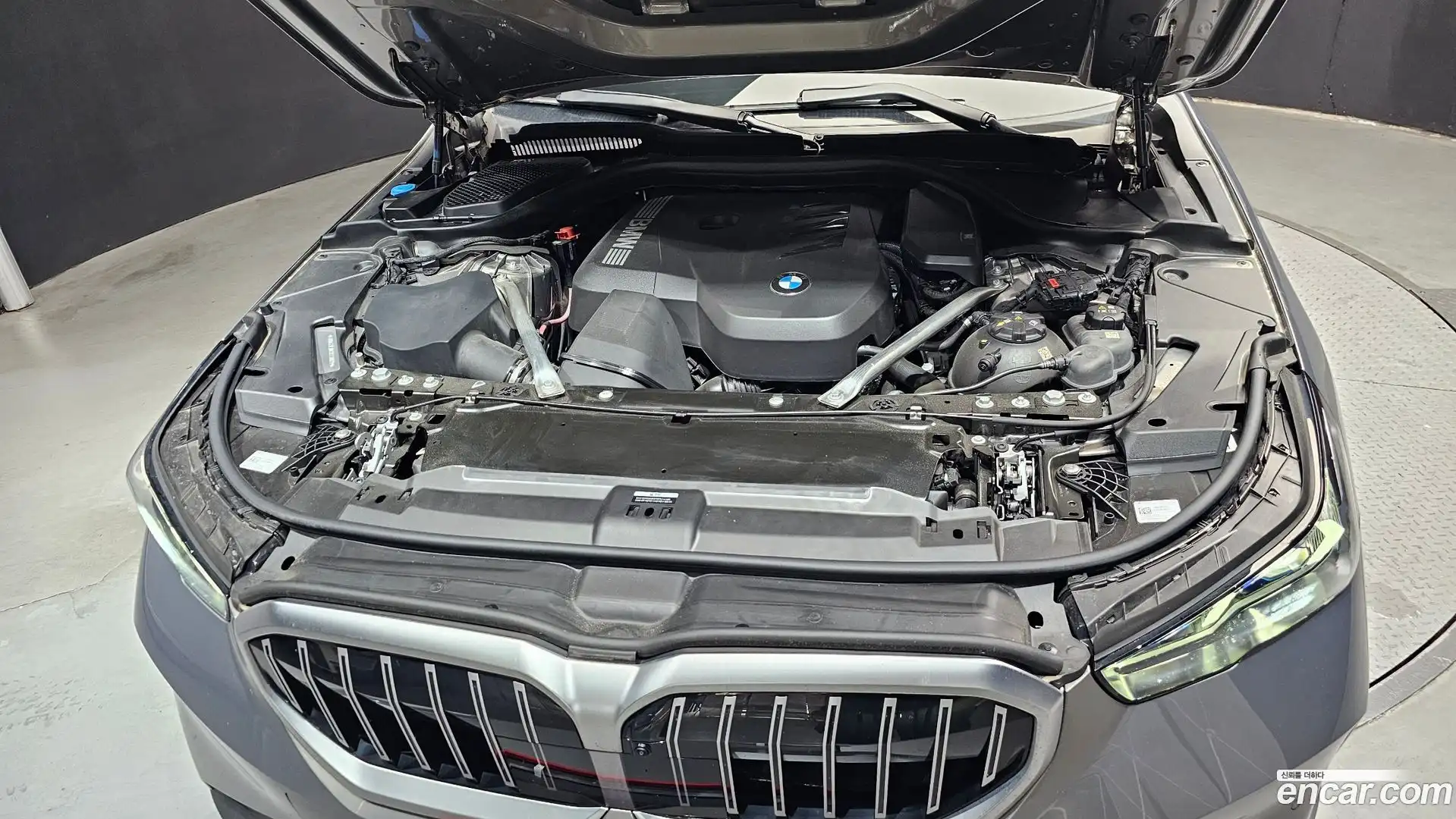 5-Series BMW 2025.7-OUTER-006