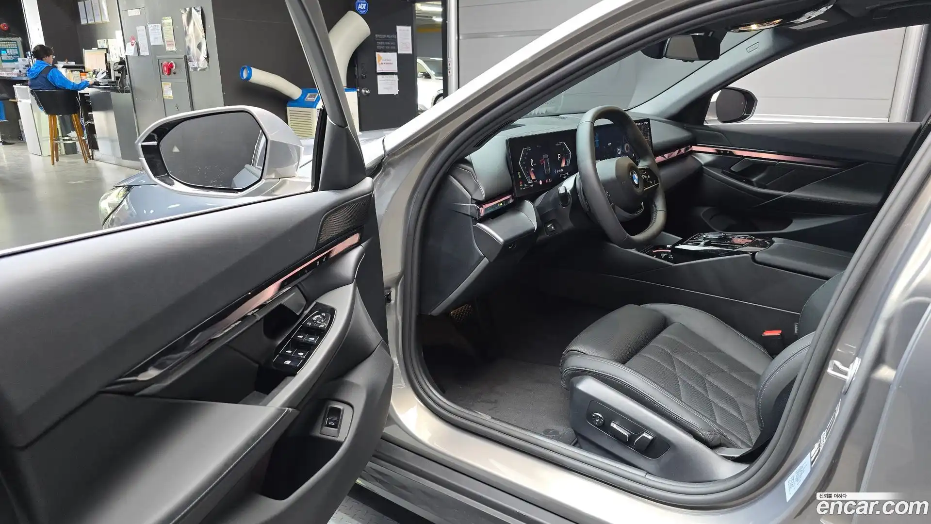 5-Series BMW 2025.7-INNER-010