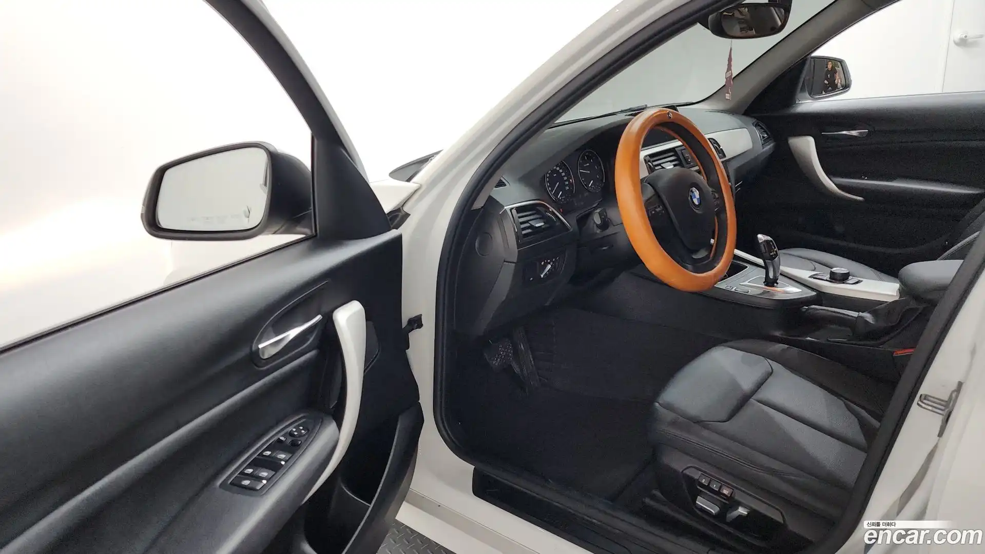 1-Series BMW 2018.4-INNER-010