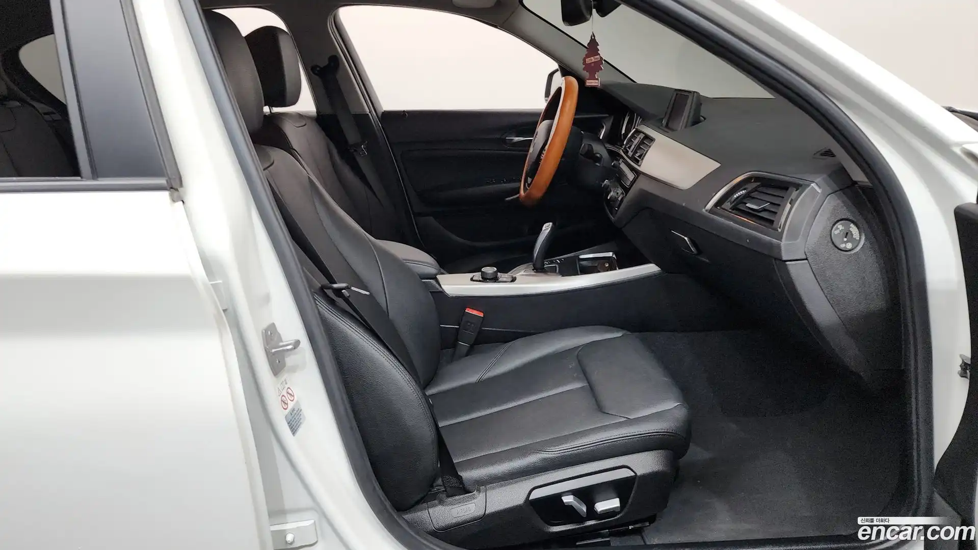 1-Series BMW 2018.4-INNER-036