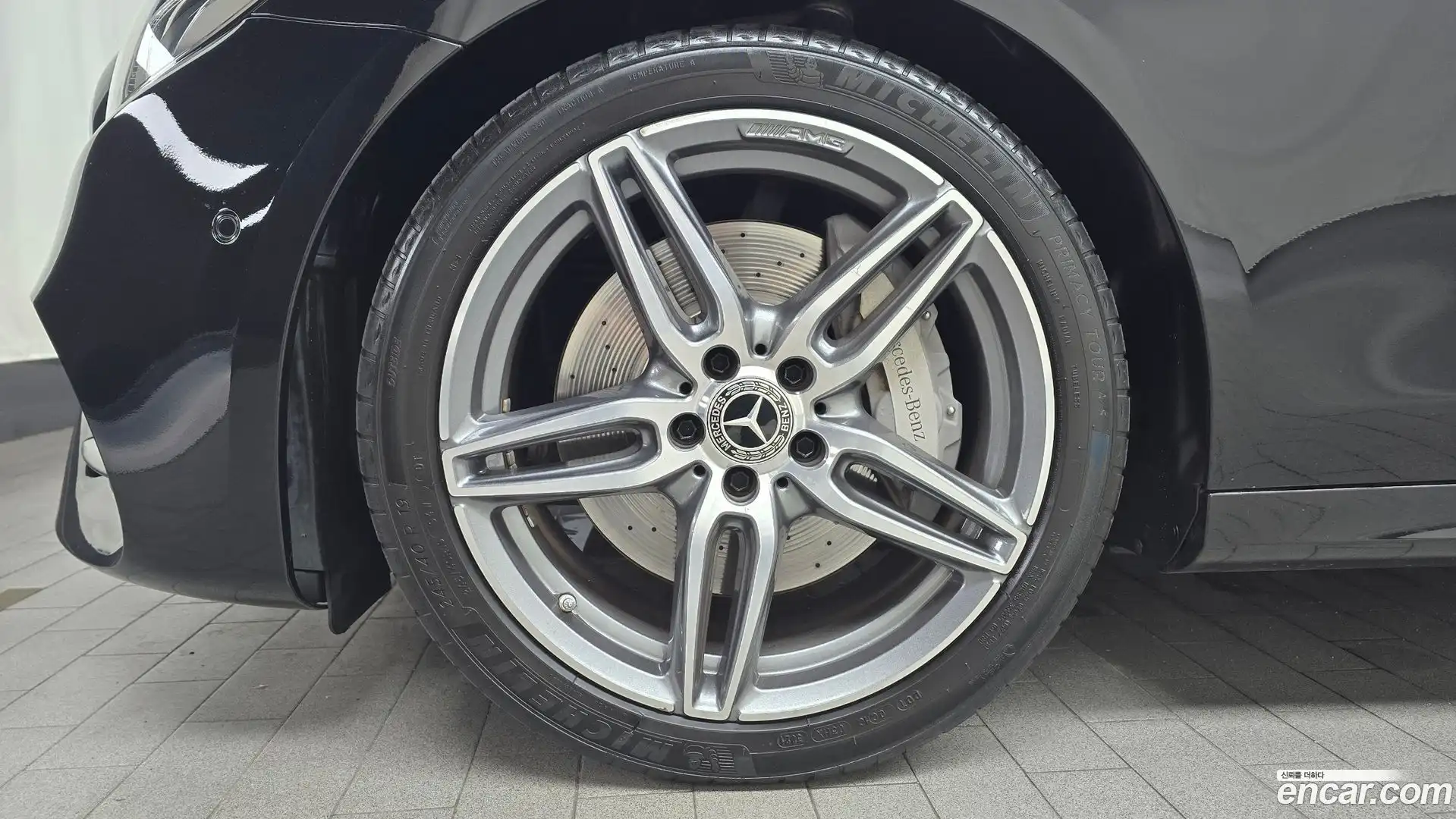E-Class Mercedes-Benz 2018.11-OUTER-005