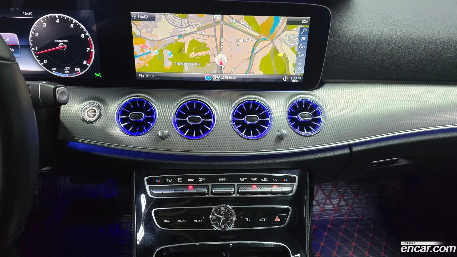 E-Class Mercedes-Benz 2018.11-OPTION-017