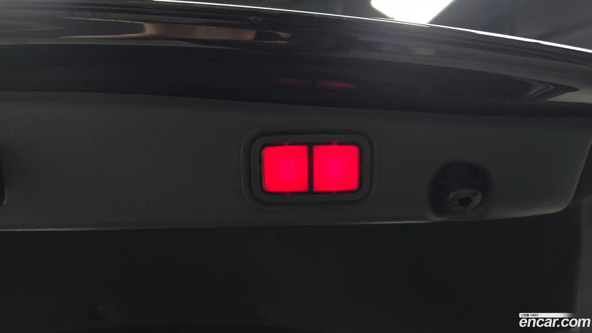 E-Class Mercedes-Benz 2018.11-OPTION-044