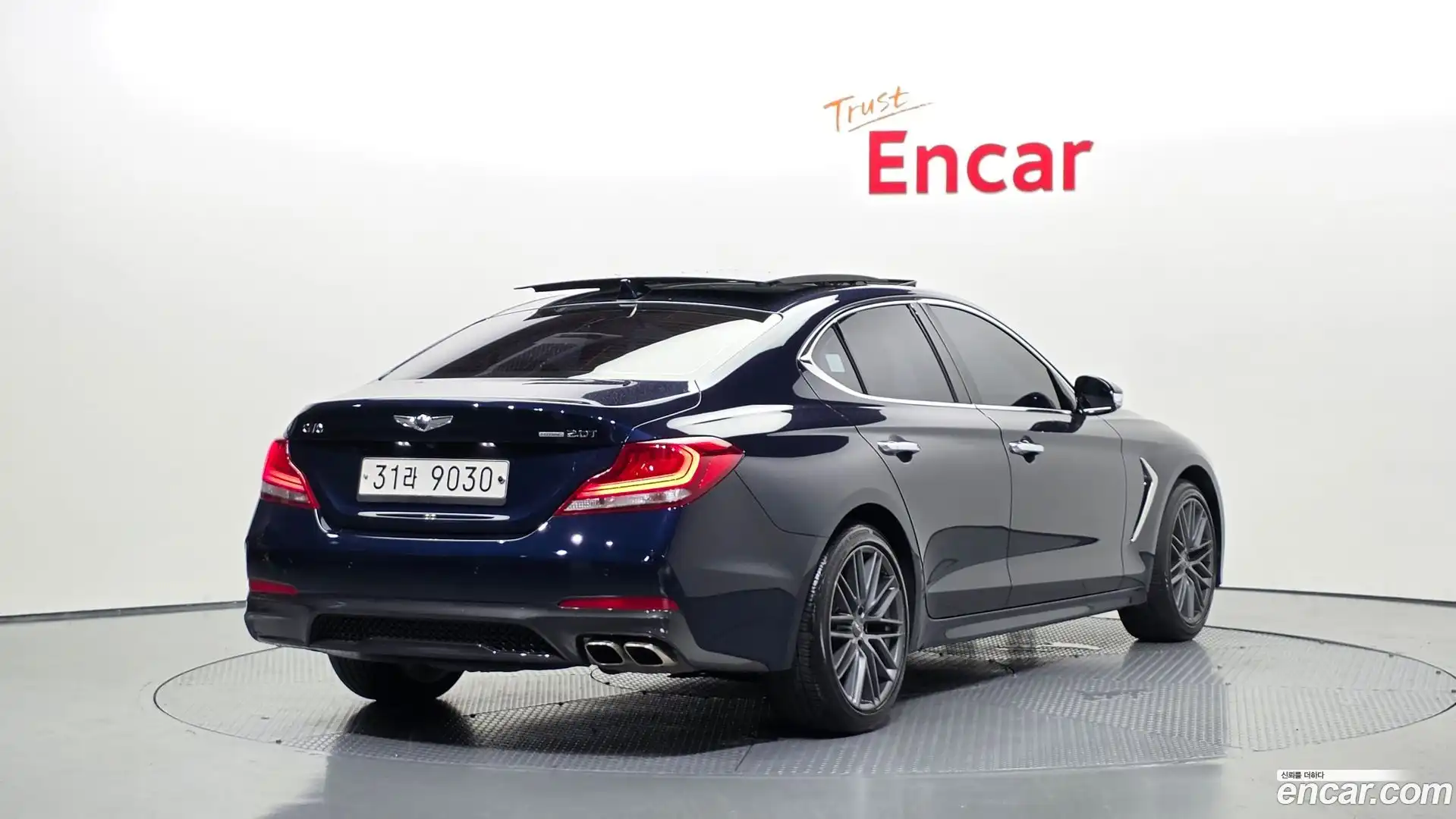 G70 Genesis 2018.0-OUTER-002