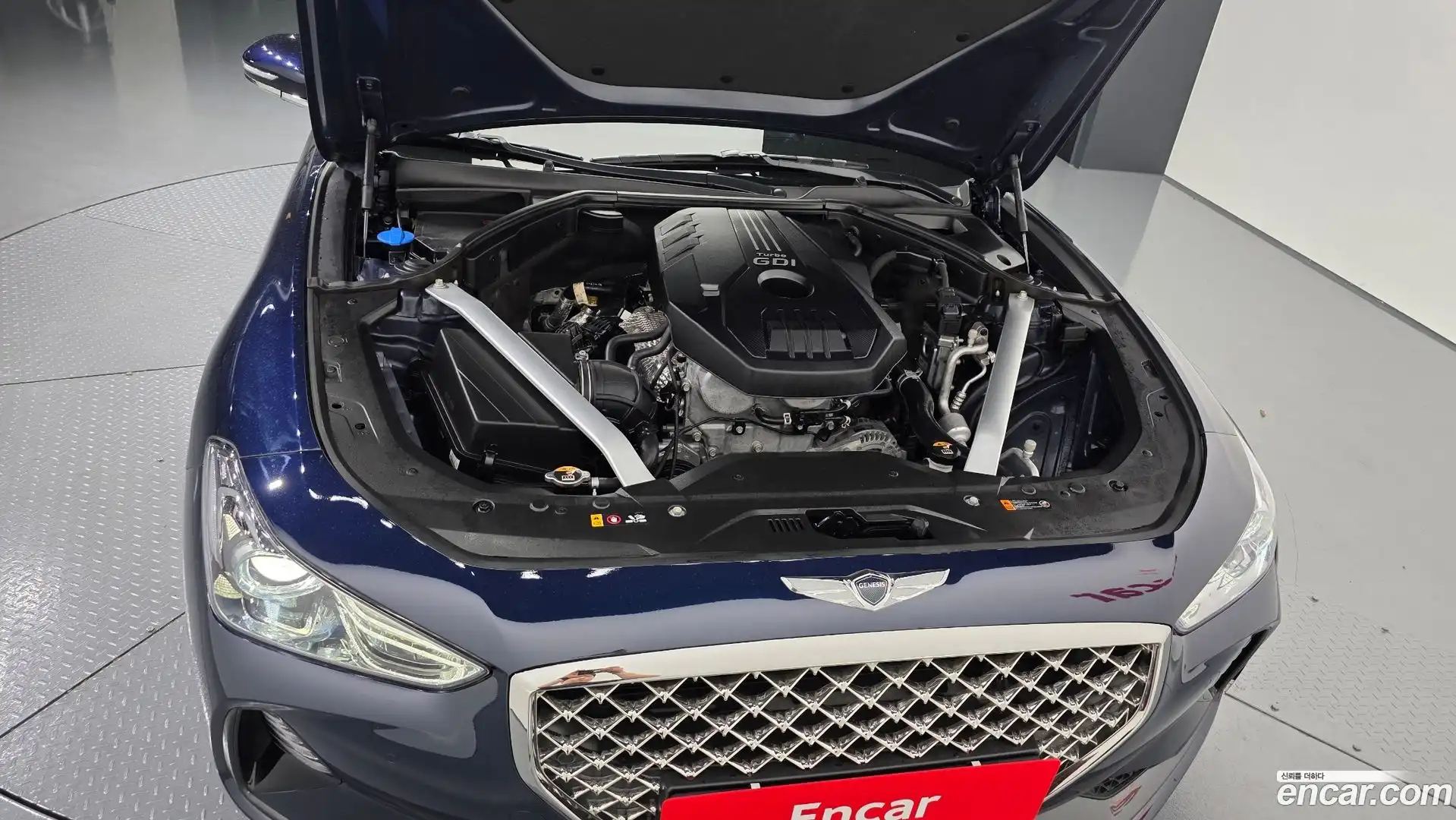 G70 Genesis 2018.0-OUTER-006