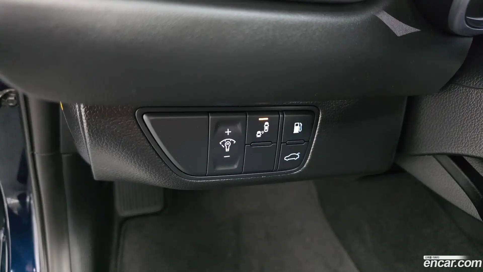 G70 Genesis 2018.0-OPTION-041
