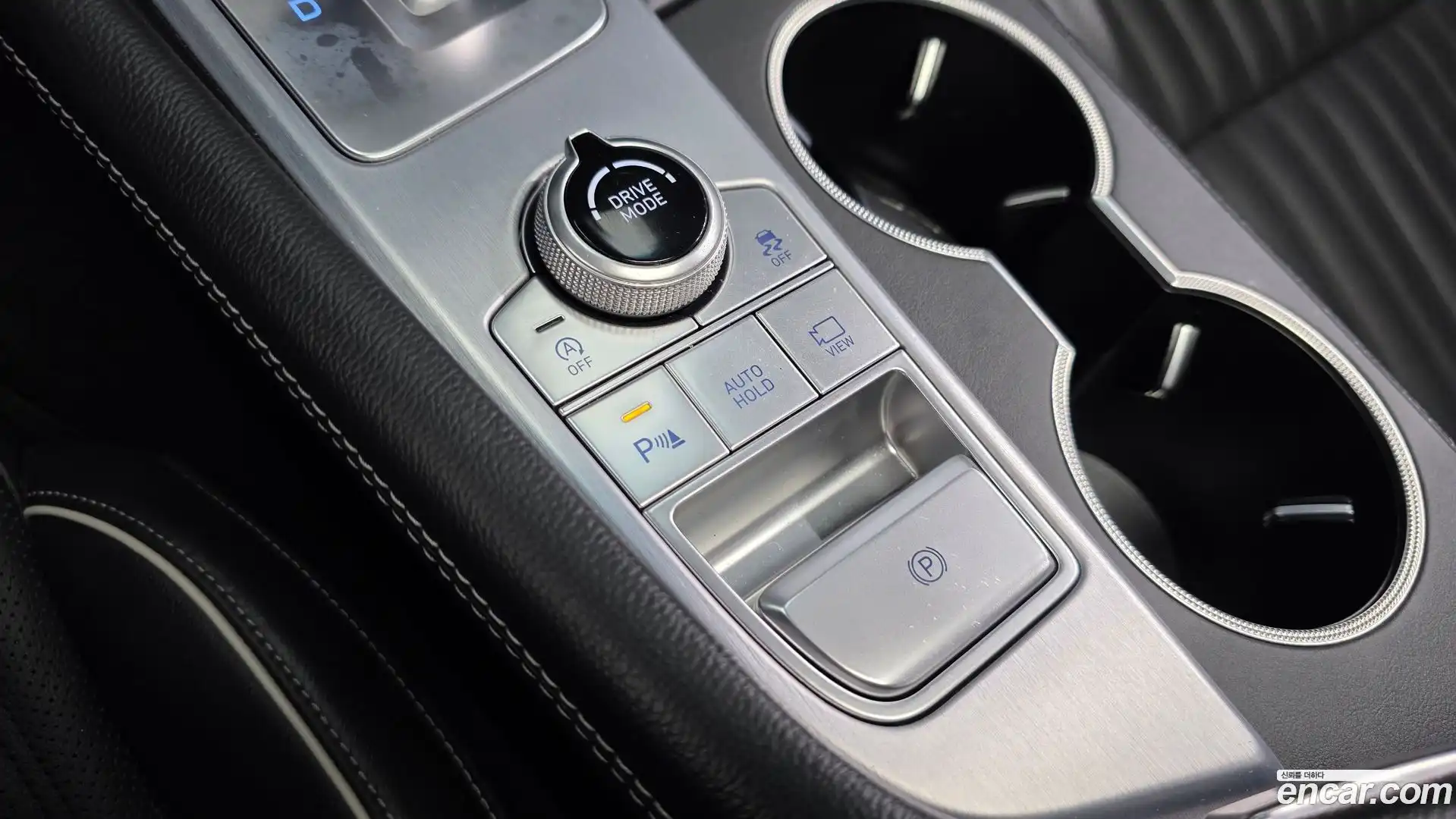 G70 Genesis 2018.0-OPTION-044