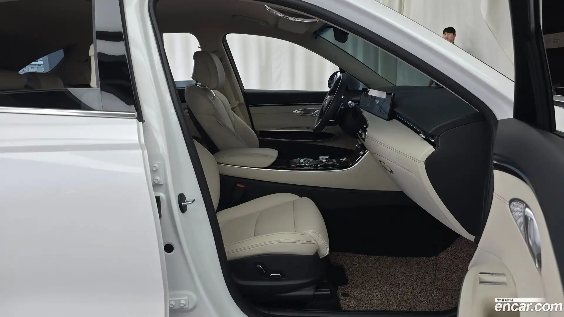 GV70 Genesis 2025.10-INNER-036