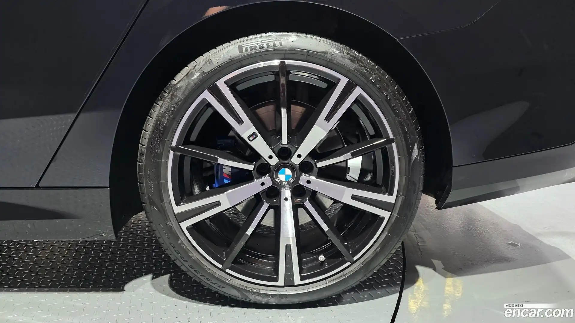 5-Series BMW 2025.1-OUTER-031