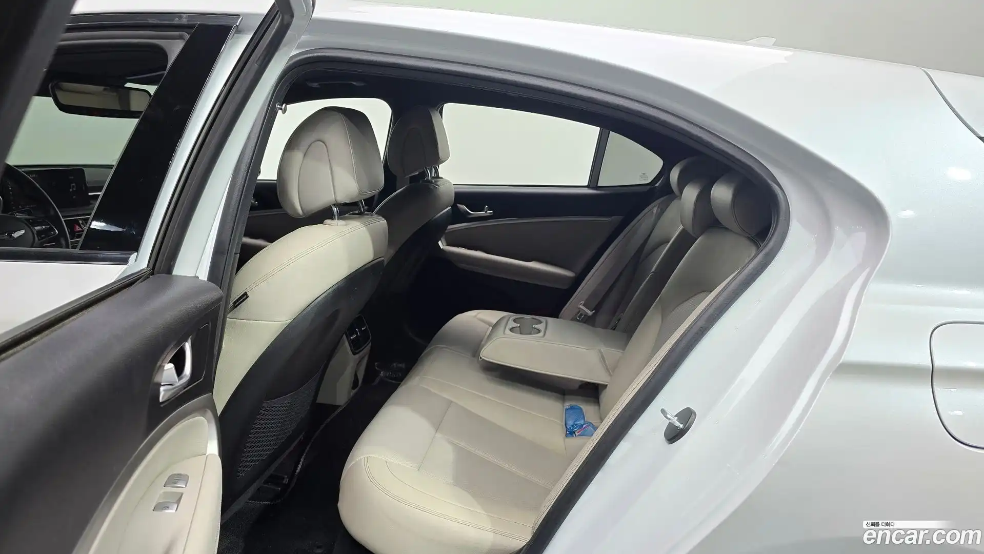 G70 Genesis 2022.6-OPTION-015