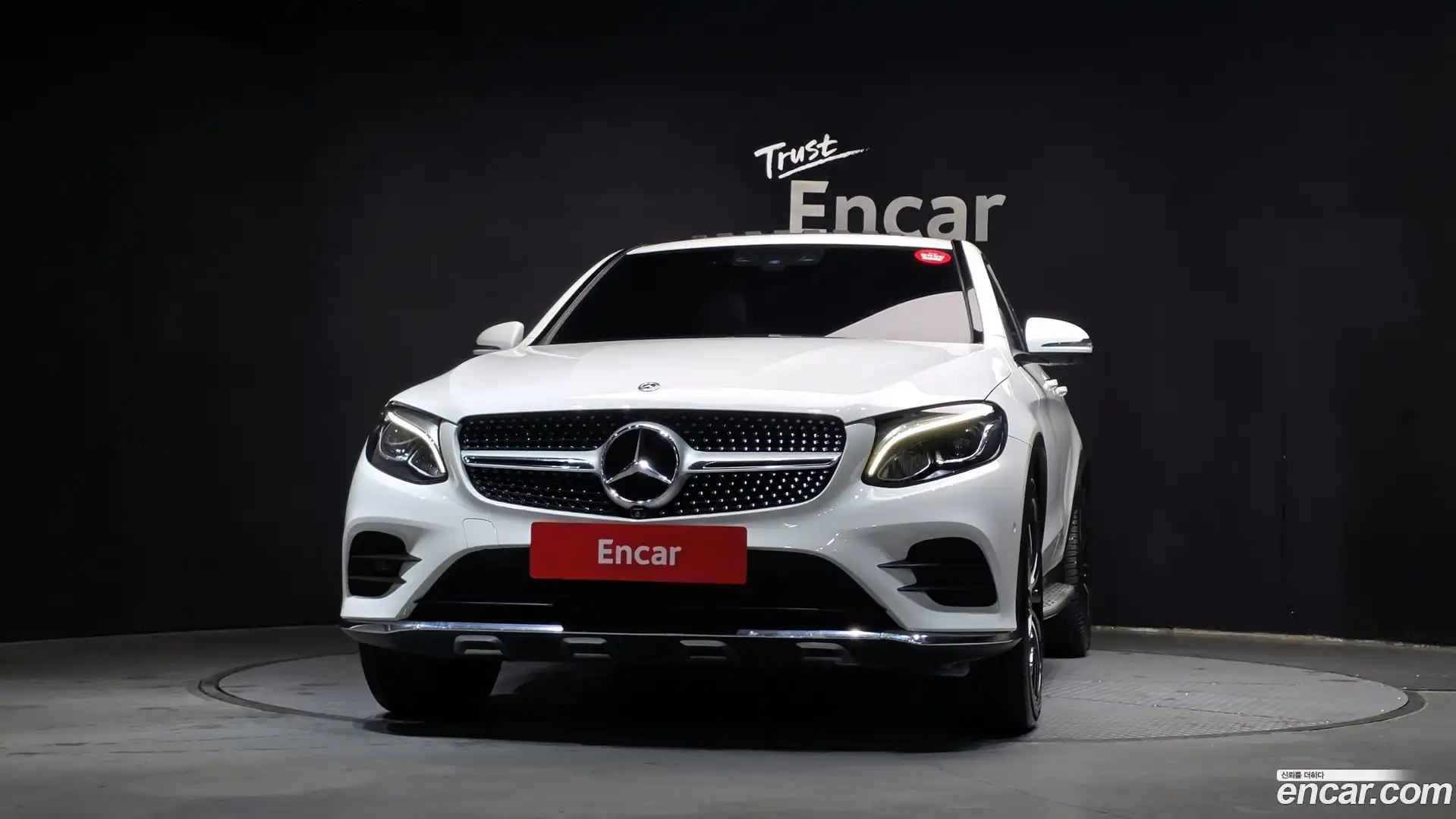 GLC-Class Mercedes-Benz 2018.5-OUTER-003
