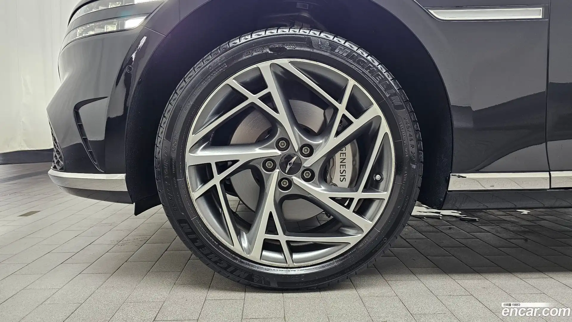 G90 Genesis 2023.11-OUTER-005