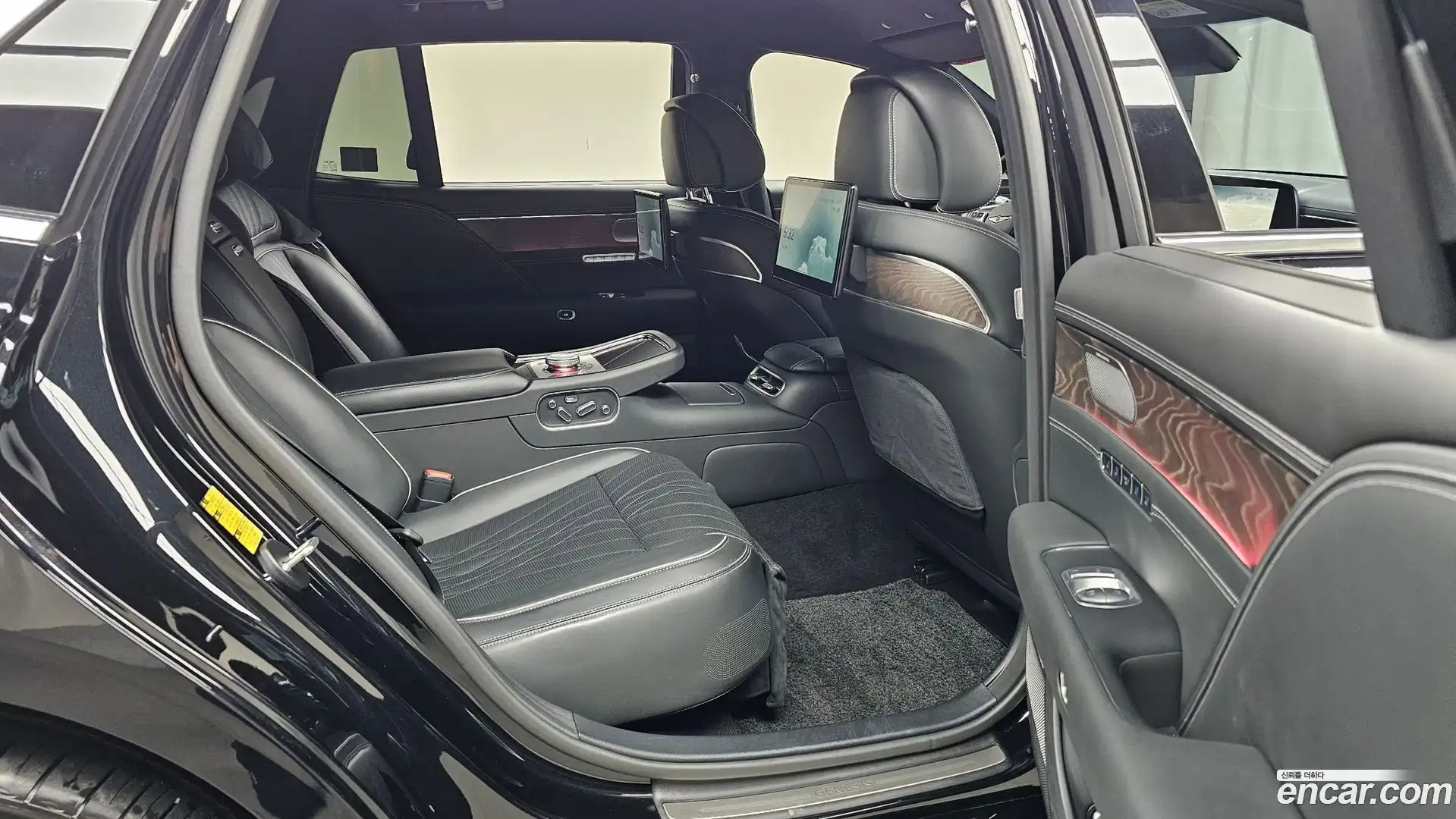 G90 Genesis 2023.11-OPTION-015