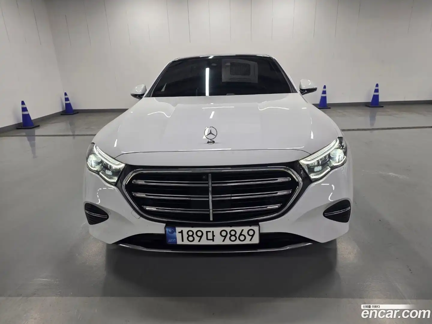 E-Class Mercedes-Benz 2024.6-OUTER-001