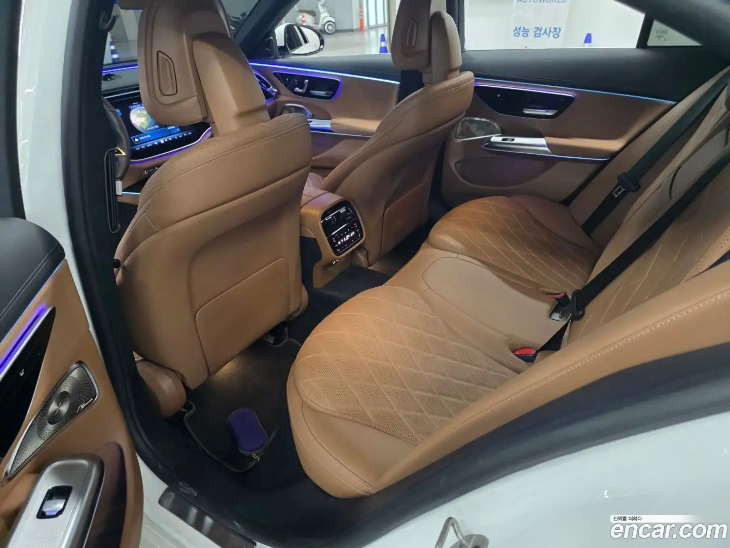 E-Class Mercedes-Benz 2024.6-OUTER-006