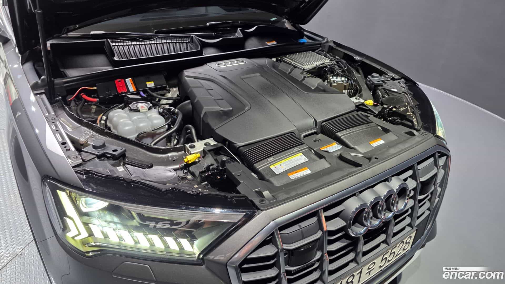 Q7 Audi 2021.1-OUTER-006