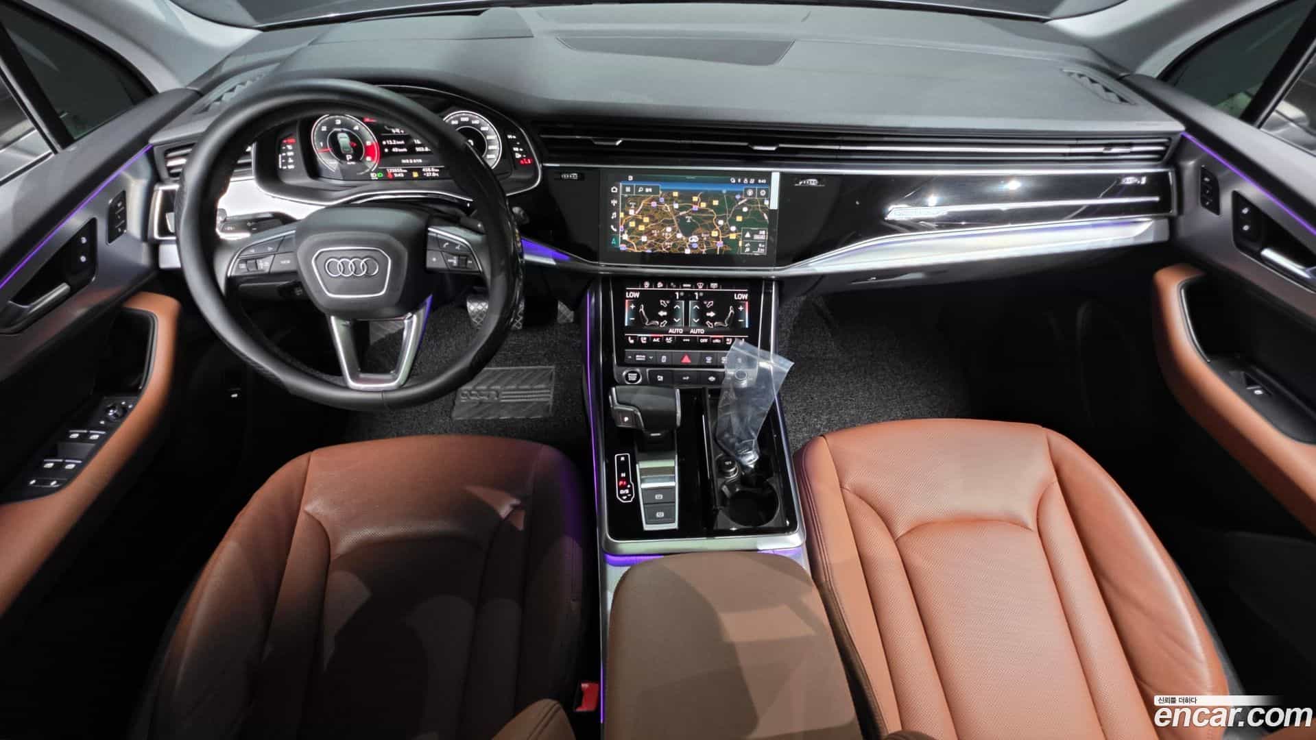 Q7 Audi 2021.1-INNER-007