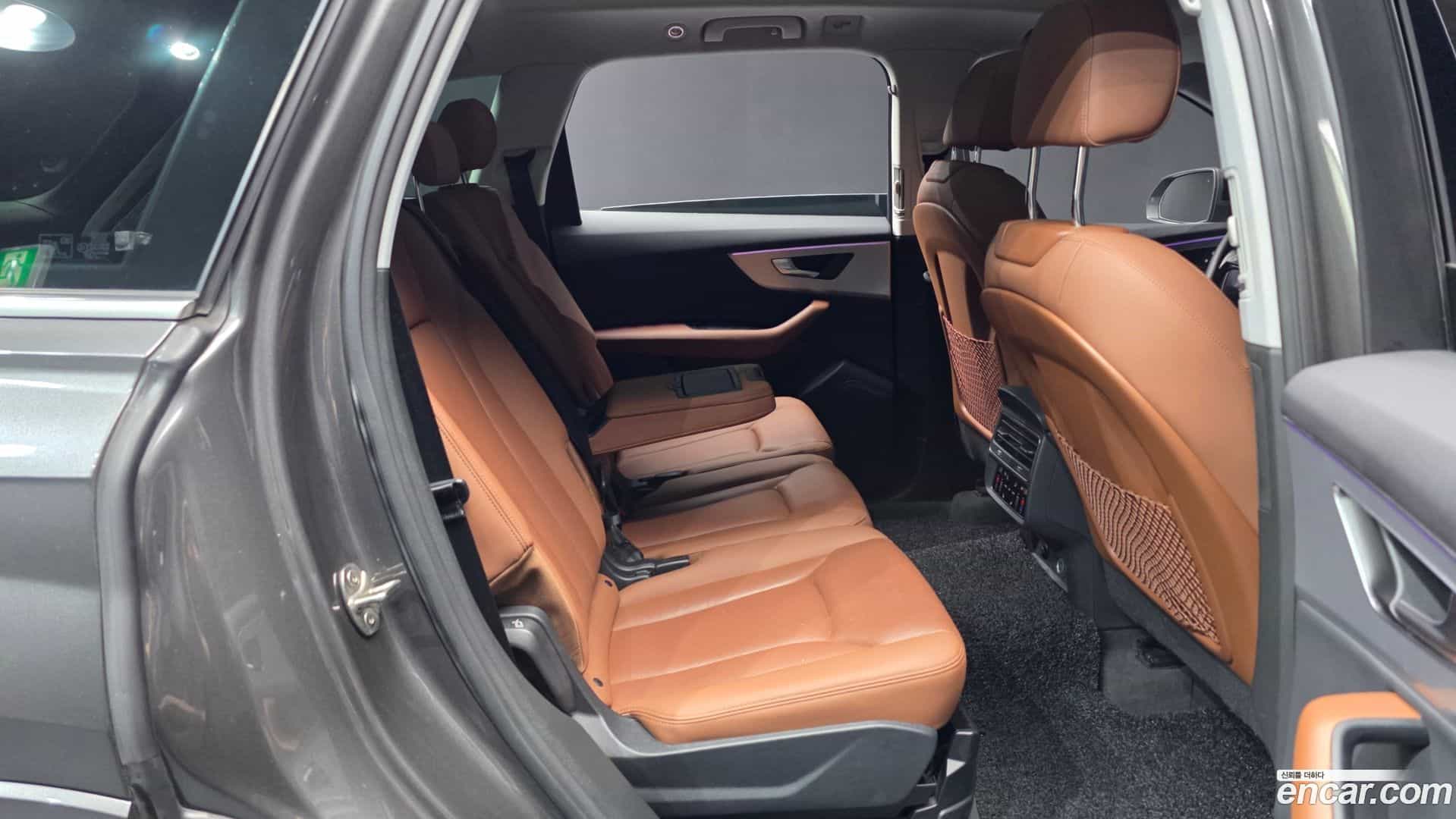 Q7 Audi 2021.1-OPTION-016