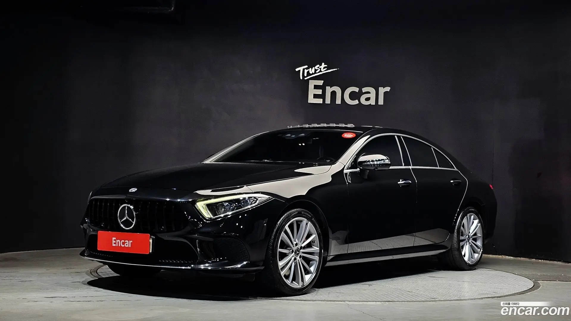 Main__Slider__Photo:CLS-Class Mercedes-Benz 2019.5-0