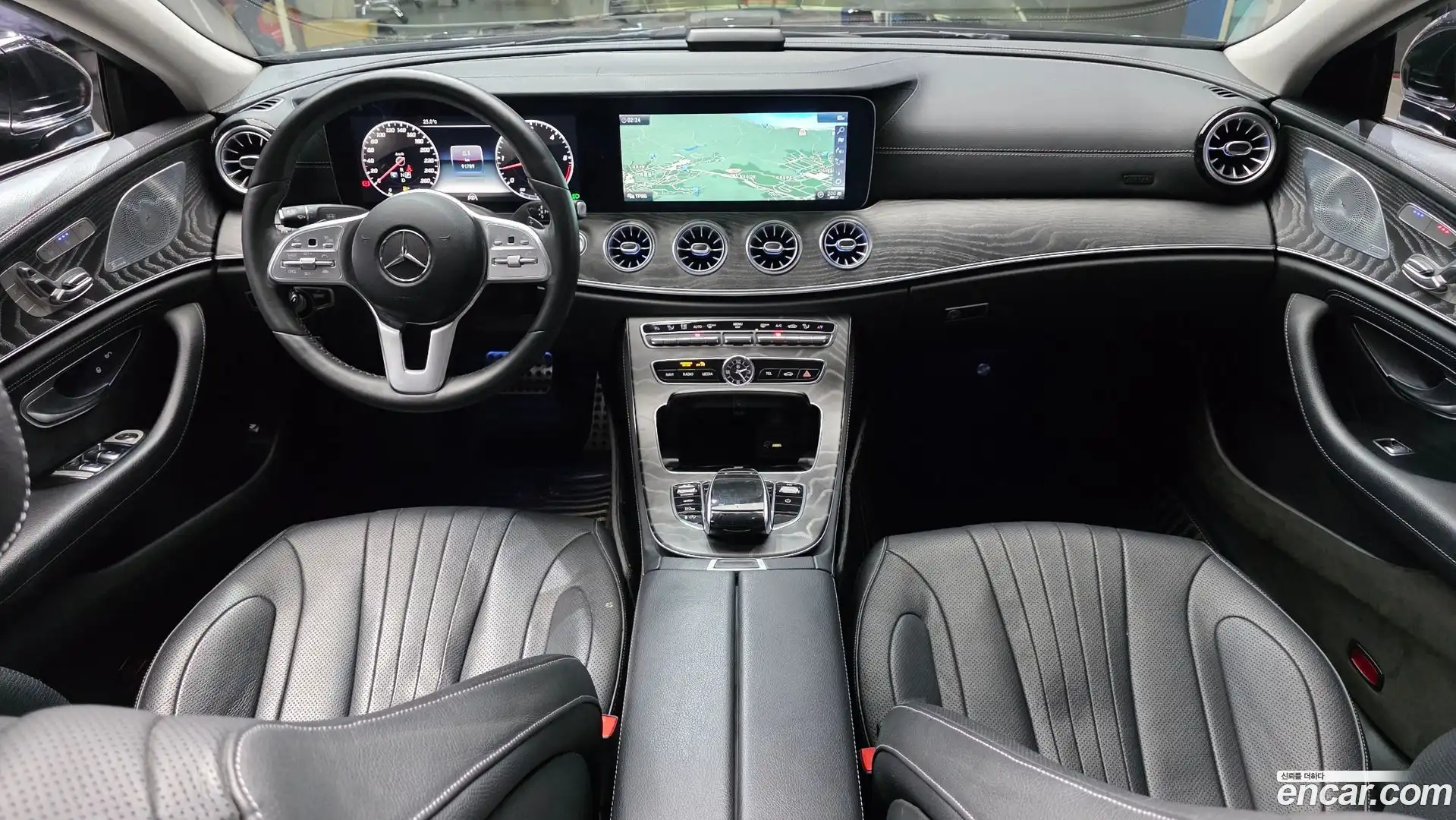 CLS-Class Mercedes-Benz 2019.5-INNER-007