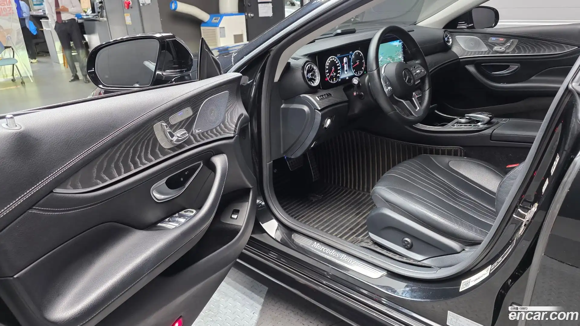 CLS-Class Mercedes-Benz 2019.5-INNER-010
