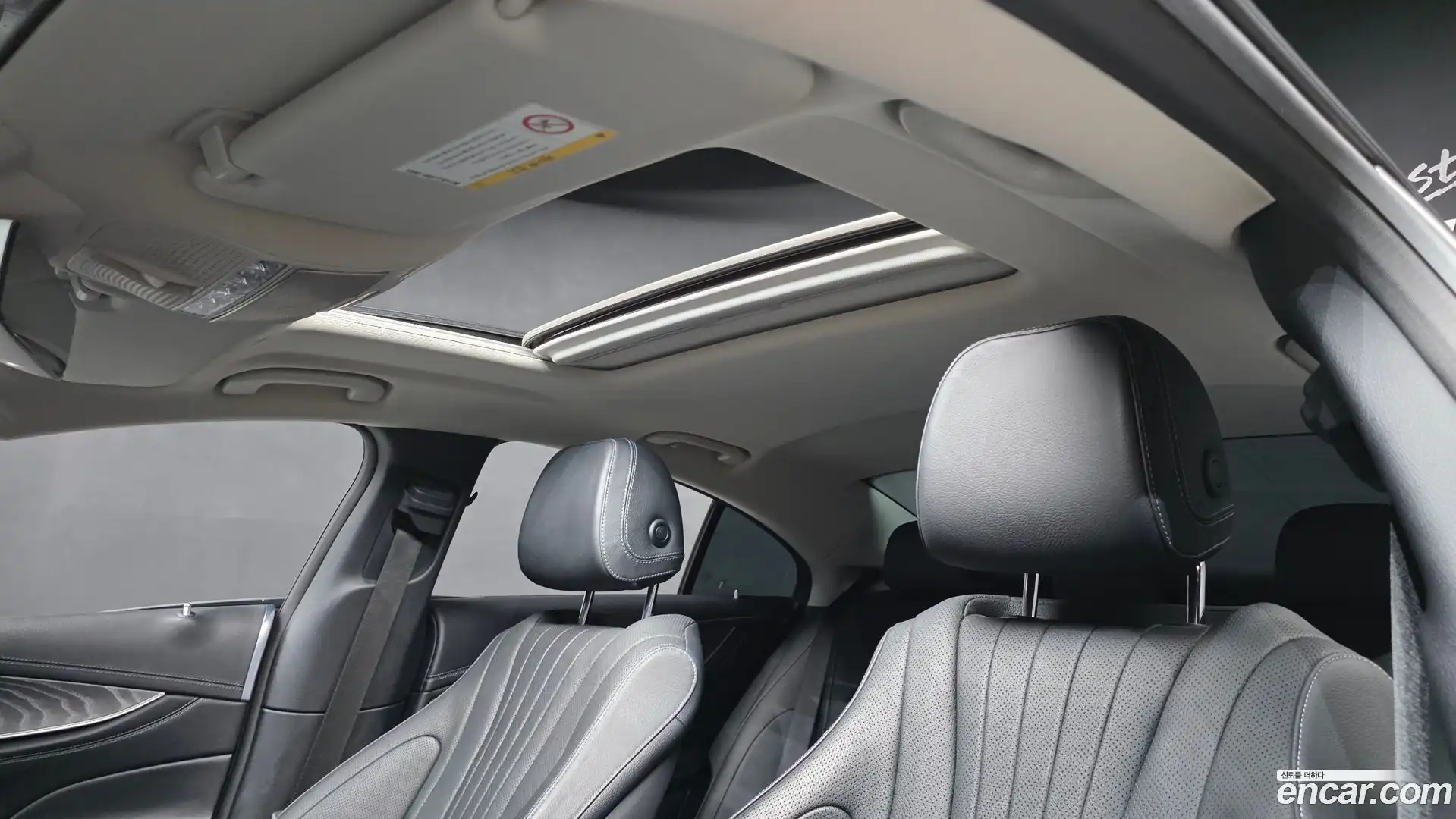 CLS-Class Mercedes-Benz 2019.5-OPTION-021