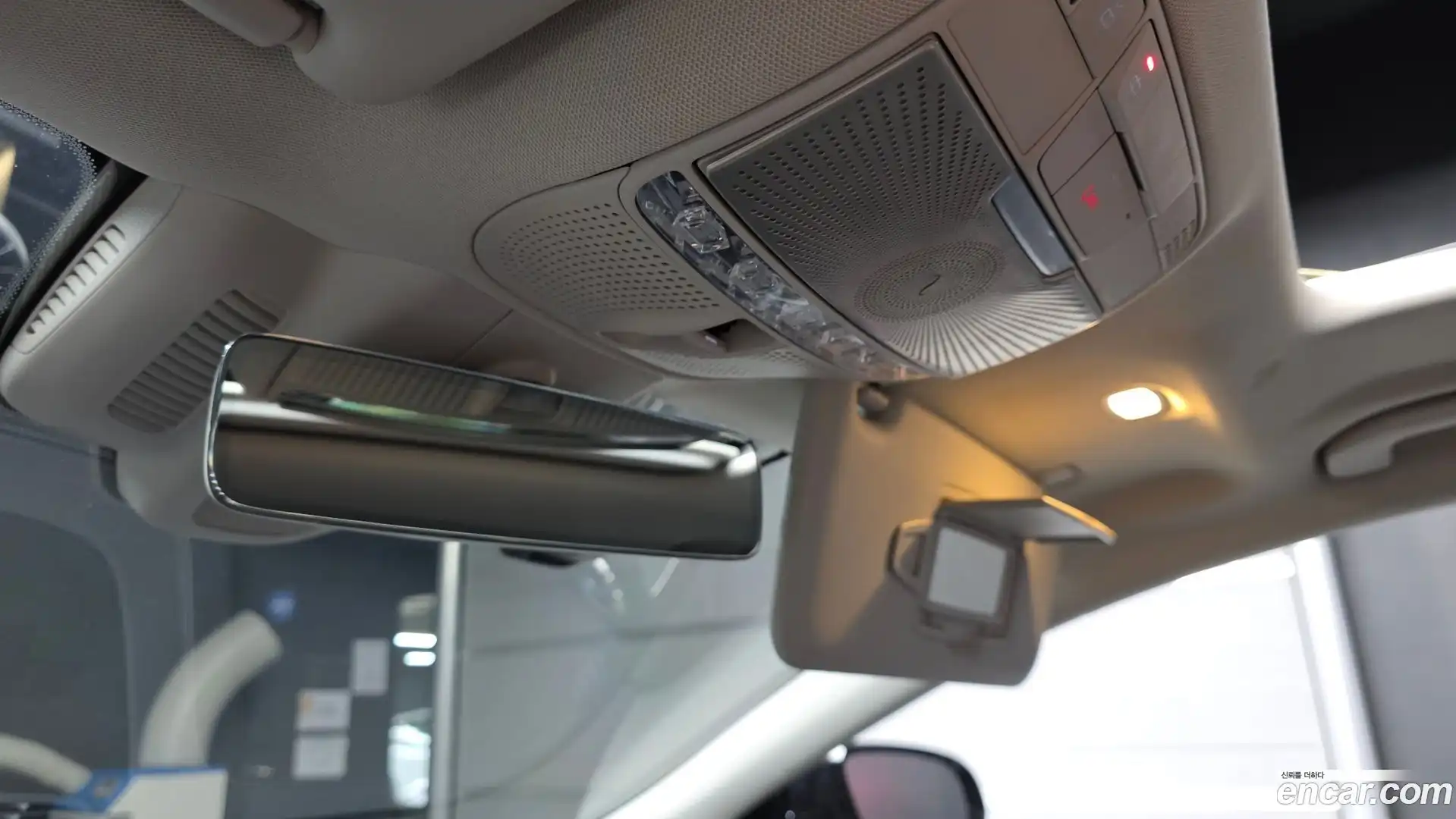 CLS-Class Mercedes-Benz 2019.5-OPTION-042