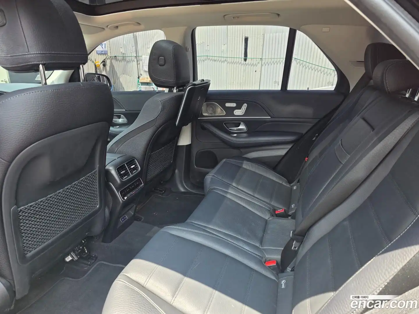 GLE-Class Mercedes-Benz 2024.1-OPTION-017